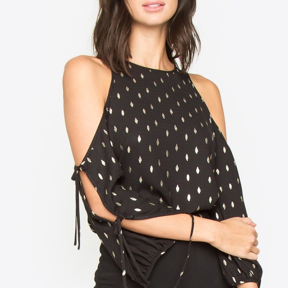 Peppa Cold Shoulder Top - Picture 3 of 4